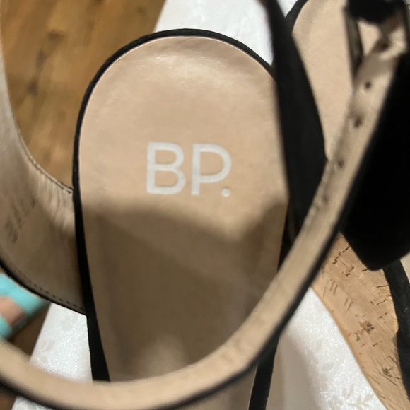 Wedges - Picture 4 of 6